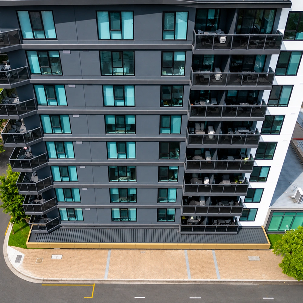 One hurtle square 4 4